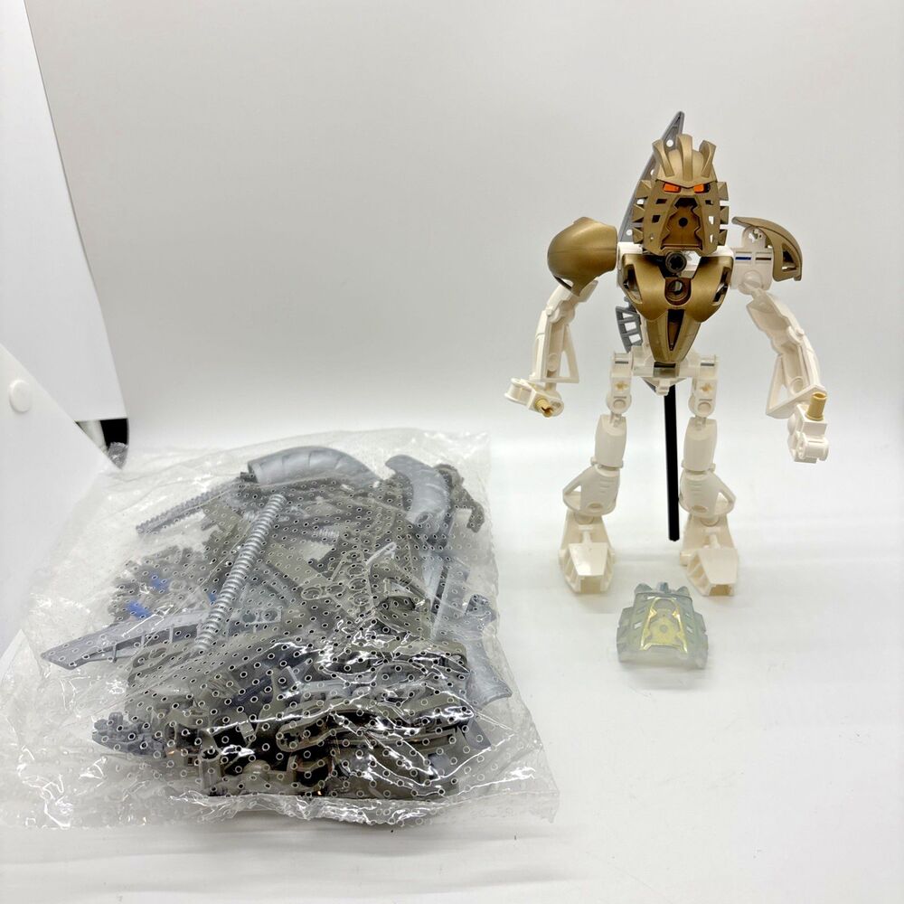 LEGO BIONICLE: Takanuva (8596) Complete No Manual & Pearl Mask + Sealed Bike